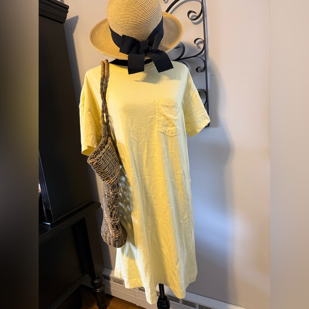 Old Navy Light Yellow T-Shirt Dress